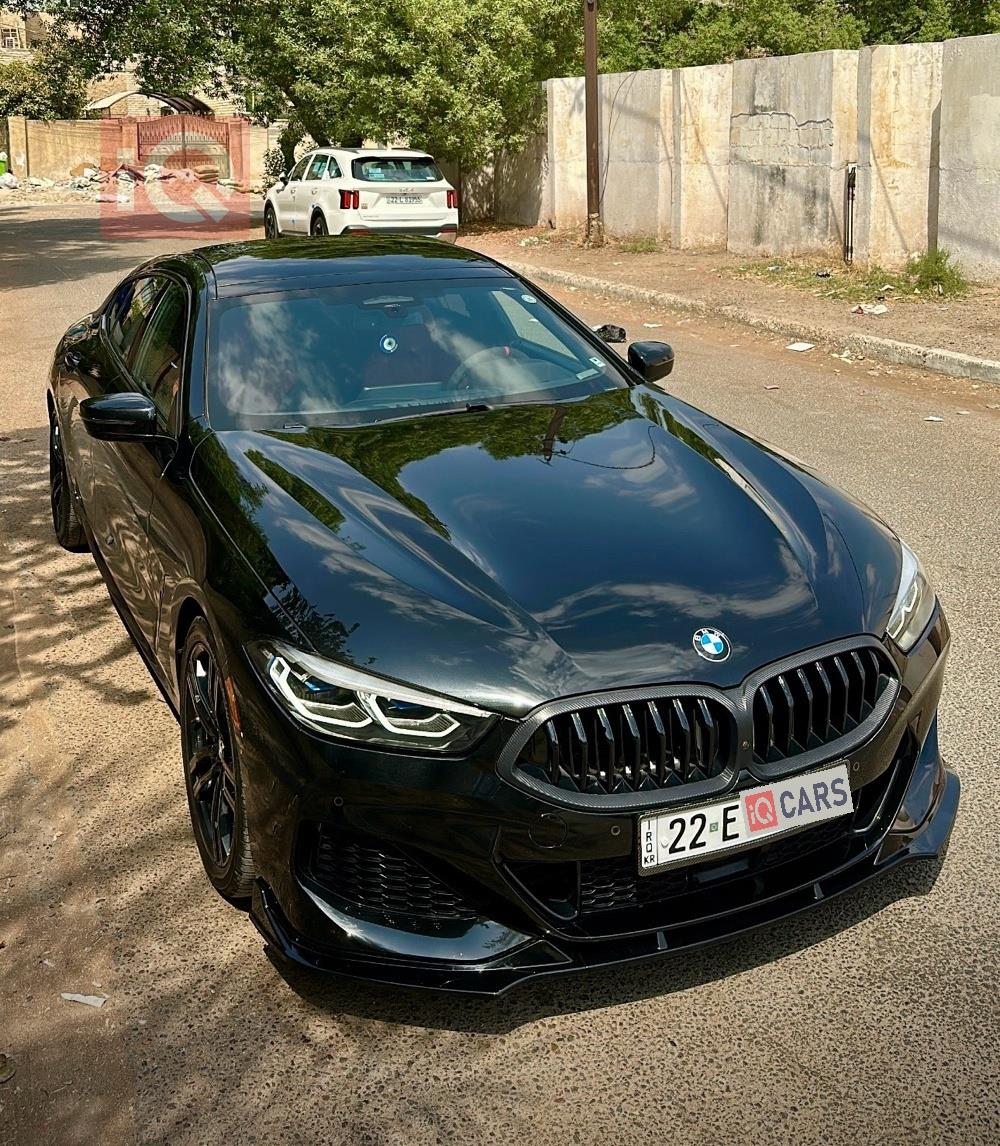 بي ام دبليو 8 الفئة